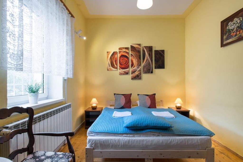 Big Cosy Retro Apt, Free Parking, 15Min Oldtown & Kazimierz - By Homelike 크라쿠프 외부 사진